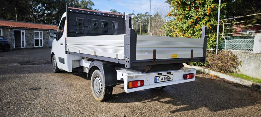 Vendo Renault Master caixa basculante