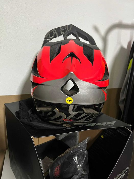 Capacete troy lee designs stage