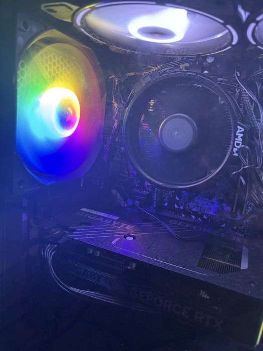 Komputer gamingowy lub do pracy