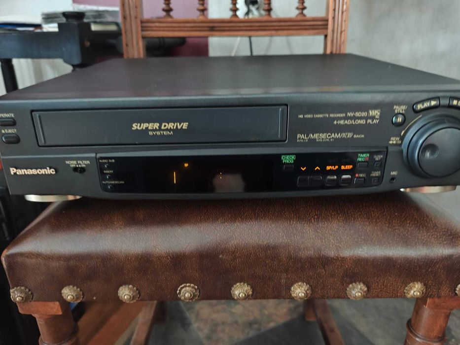 Magnetowid odtwarzacz VHS Video Panasonic NV-SD20 sprawny