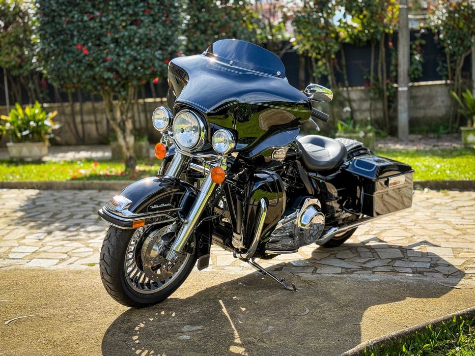 Harley eletra glide 2010