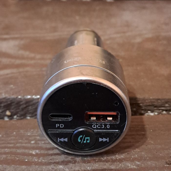 Transmiter FM Bluetooth Rainson | Ładowarka Samochodowa USB | Dobra Jakość