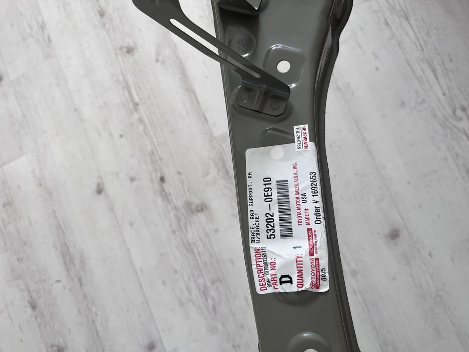 Права частина телевізора Toyota grand Highland 53202-0e910/532020e910