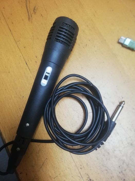 Mikrofon do karaoke