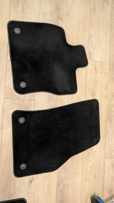 Dywaniki oryginalne oryginał welurowe VW Volkswagen T-Roc przód komplet tył jeden