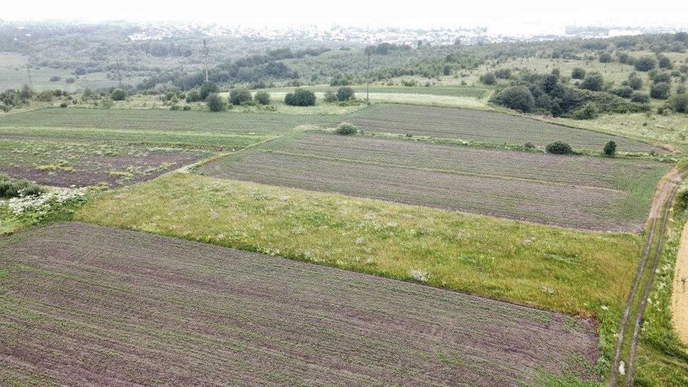 Продаж земельної ділянки 25 соток, Підлужжя, світло, бізнес