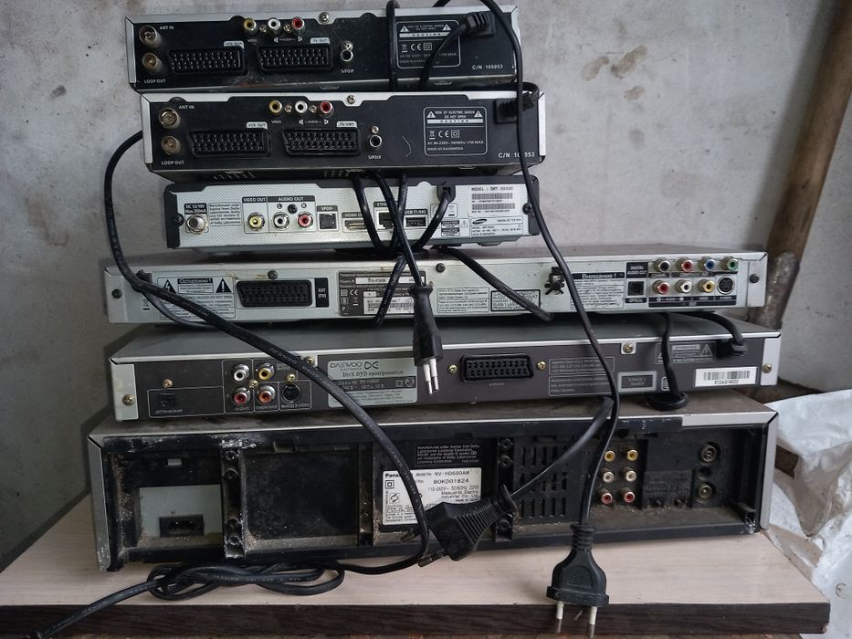 Продам        DVD