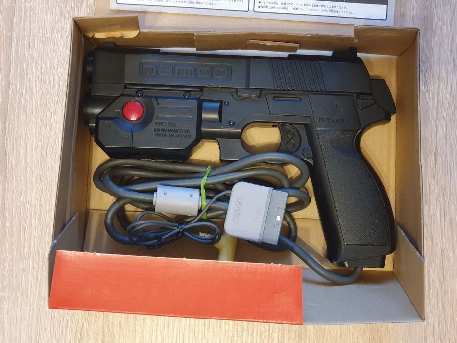 Kontroler Guncon Namco do PlayStation 1 i 2