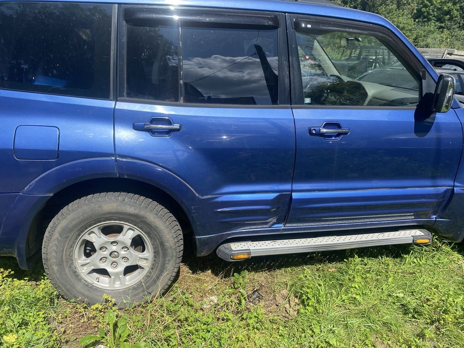 Двері двери паджеро mitsubishi pajero 3 3.2 di-d