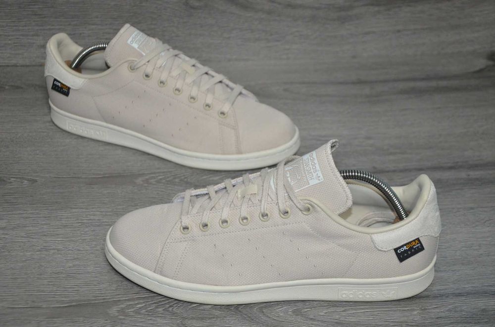 Продам кросівки Фірма Adidas Stan Smith.