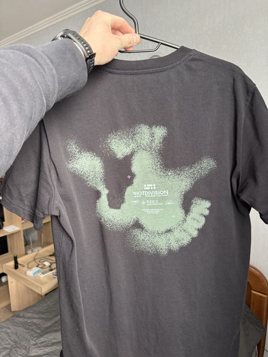 Футболка Riot Division