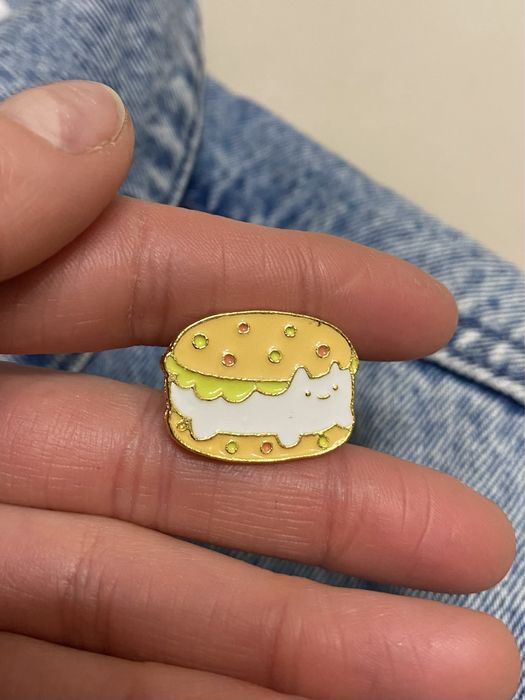Broszka przypinka kanapka burger z kotkiem:)