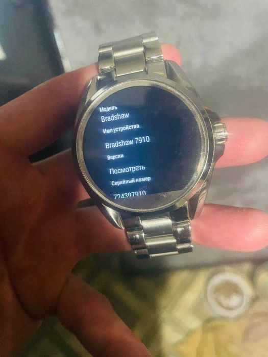 Часы смарт Michael kors