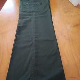 Calça verde escuro c/atilhos elasticos no tornozelo #