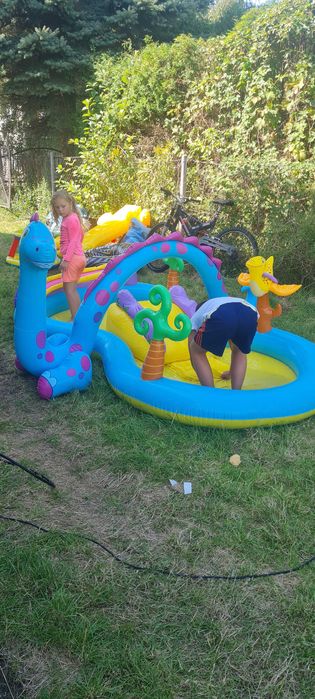 Basen plac zabaw dla dzieci