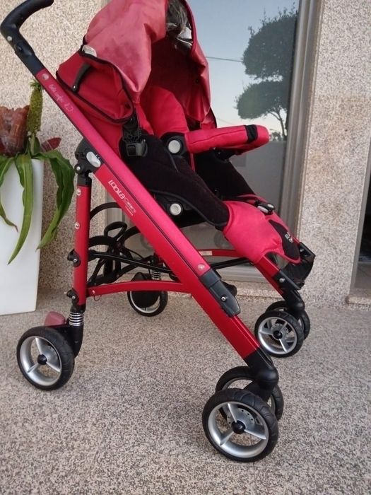 Carrinho Bebé Confort