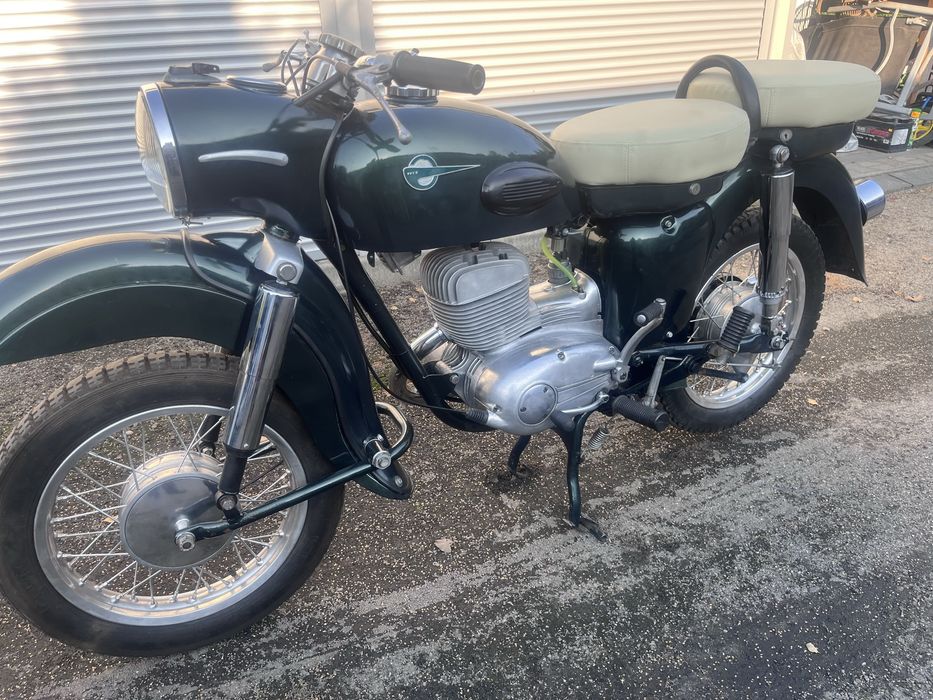 Mz