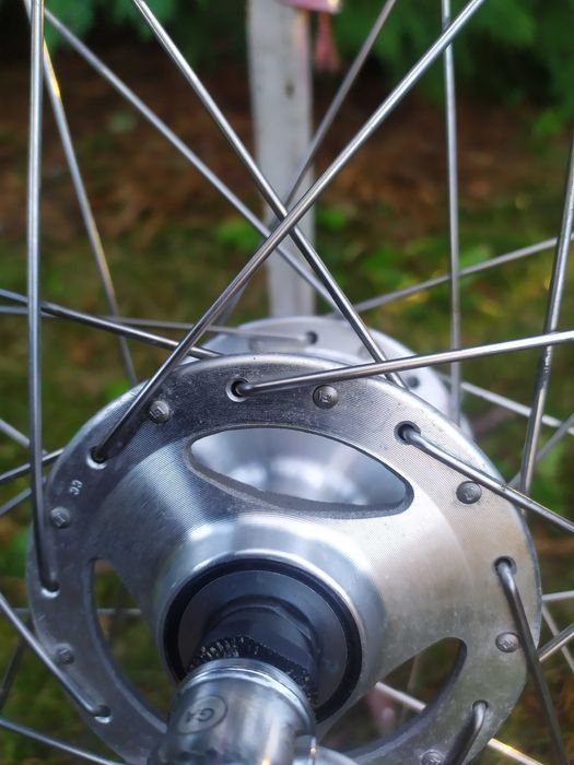 SHIMANO  NEXUS Inter-L  HB-NX32 DYNAMO, Vuelta TEMPES ,DtSwiss Polecam