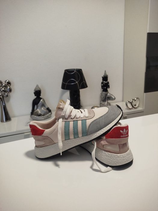Adidas praticamente novas tam40/41