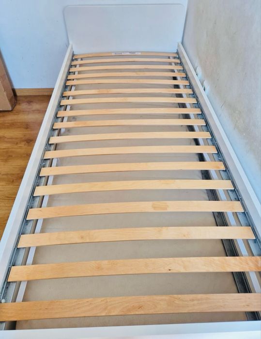 Cama de solteiro Ikea