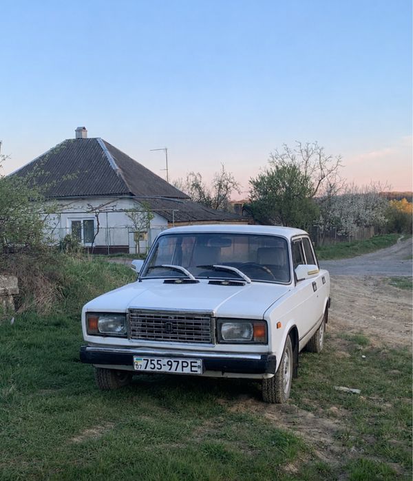 Продам ваз 2107.