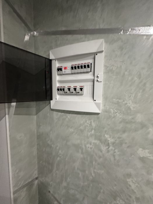 Продам 3-х кімнатну квартиру в центрі м. Лозова