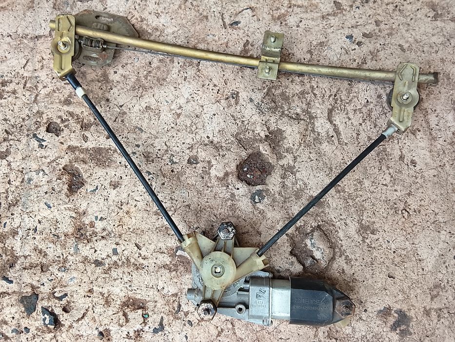 Электростеклоподъёмники ВАЗ 2110 2003год