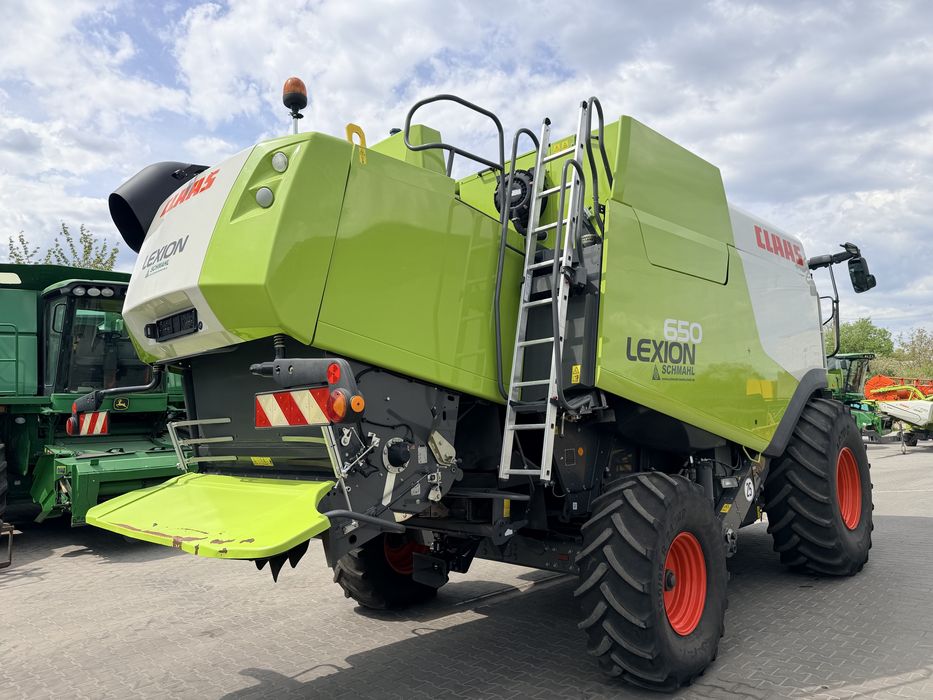 Комбайн Claas lexion 650