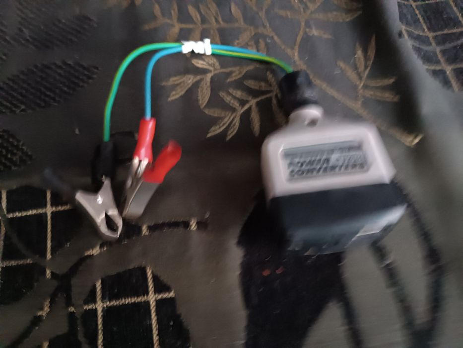 Инвертор автомобильный 12 v.