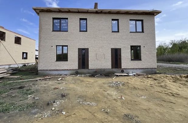 Продаж Тауну 70 кв м з центральними ком. Пров. Весняний