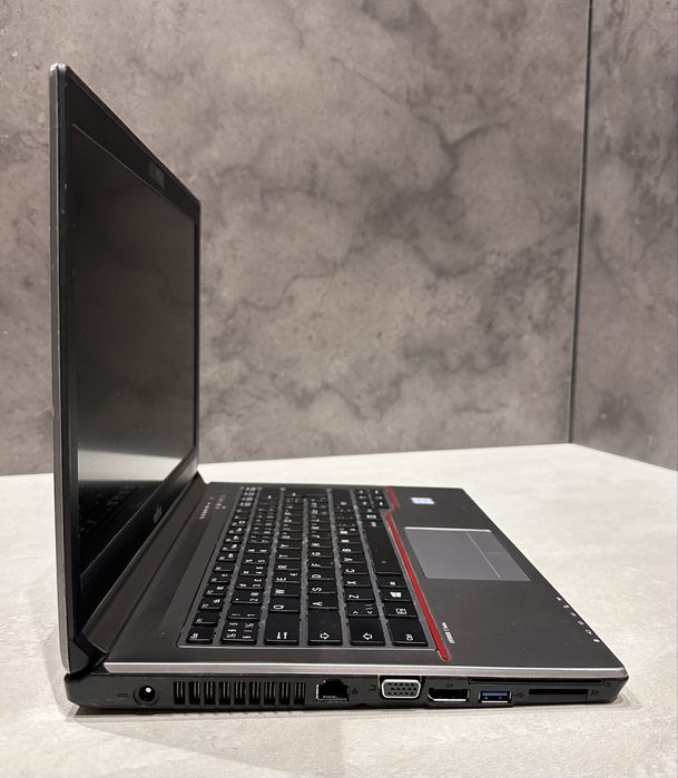 Ноутбук Fujitsu E746 14" на відновлення ! N3336