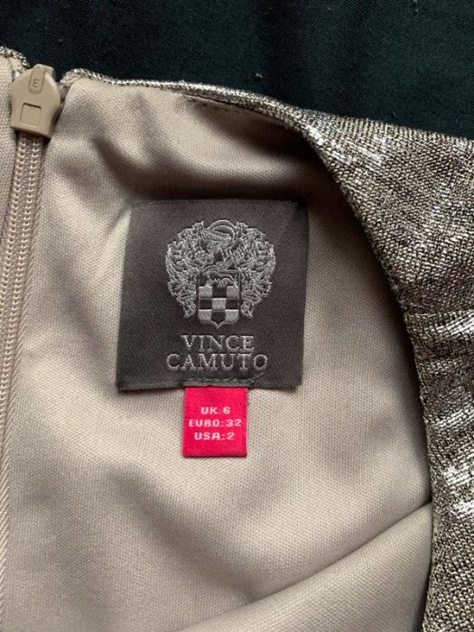 Sukienka Vince Camuto XS/34 srebrna