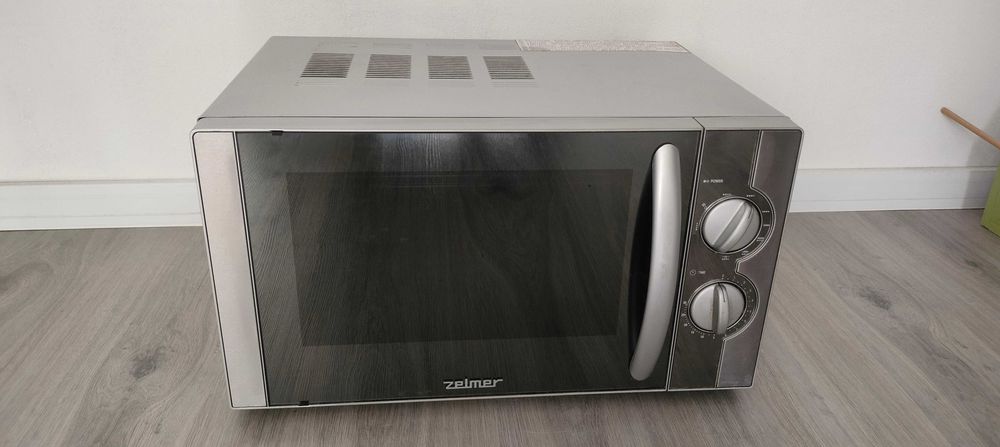 Kuchenka mikrofalowa Zelmer 29Z021