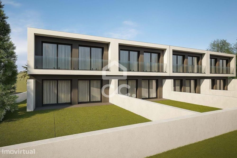 Moradia V3 em Medelo - Fafe