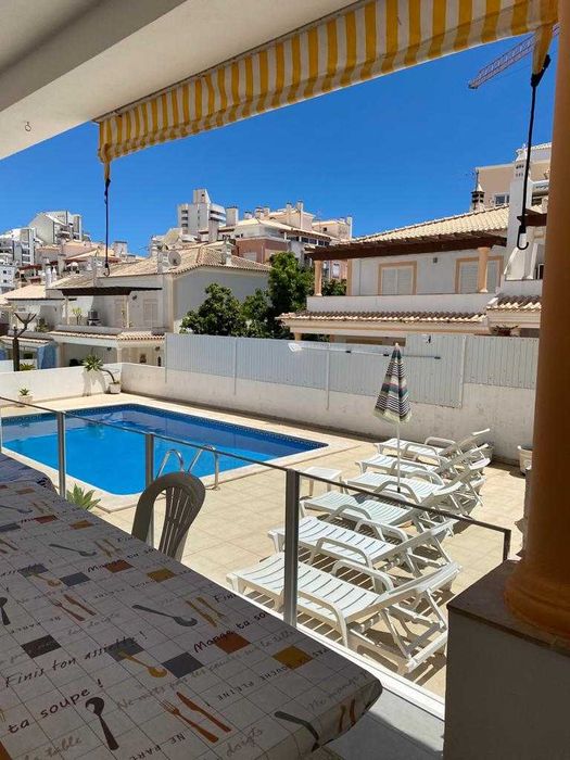 moradia c/piscina privada Armaçao pera/Algarve/450metro ditancia praia