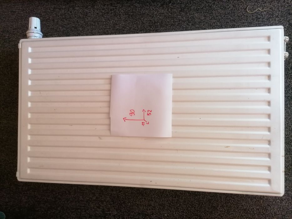Grzejnik panelowy 90x52x11
