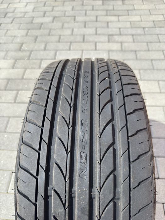 Pneus Nankang NS-20 205/35 R18