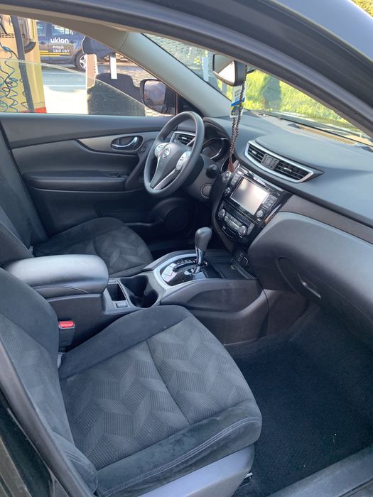 nissan rogue на 7 мість