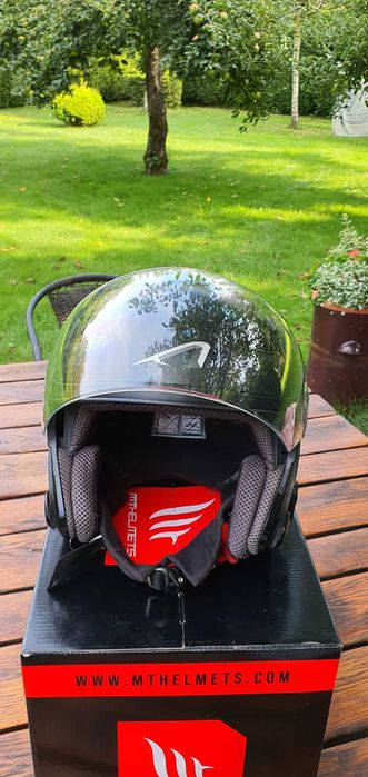 Kask Astone otwarty z blendą przeciwsłoneczną