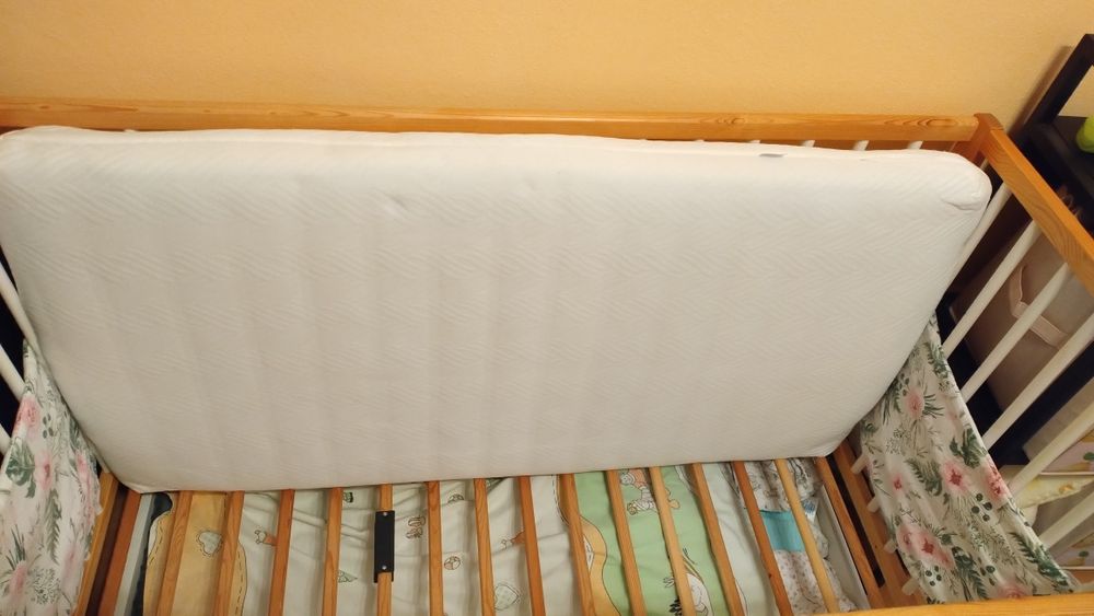 Łóżeczko dziecięce oddam za darmo- rezerwacja do 13.02!