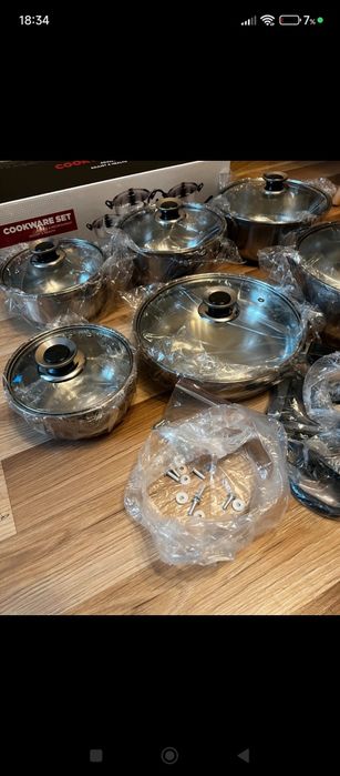 Zestaw garnków 5szt patelnia i 6 pokrywek