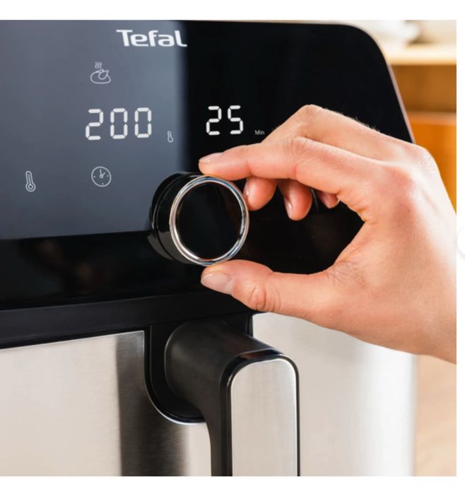 Аерогриль Tefal EY855D10