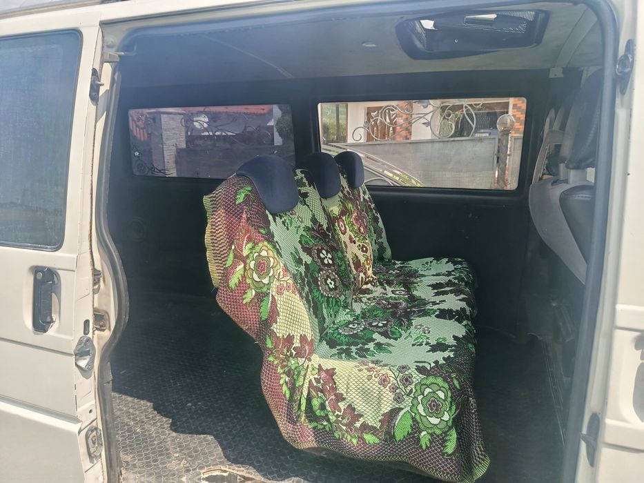 Продам т 4 2002р 2.5 в гарному стані.
