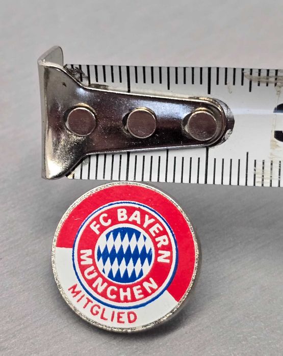 Wpinka sportowa FC Bayern Munchen Mitglied