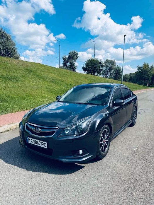 Subaru Legacy полная комплектация газ Е-4