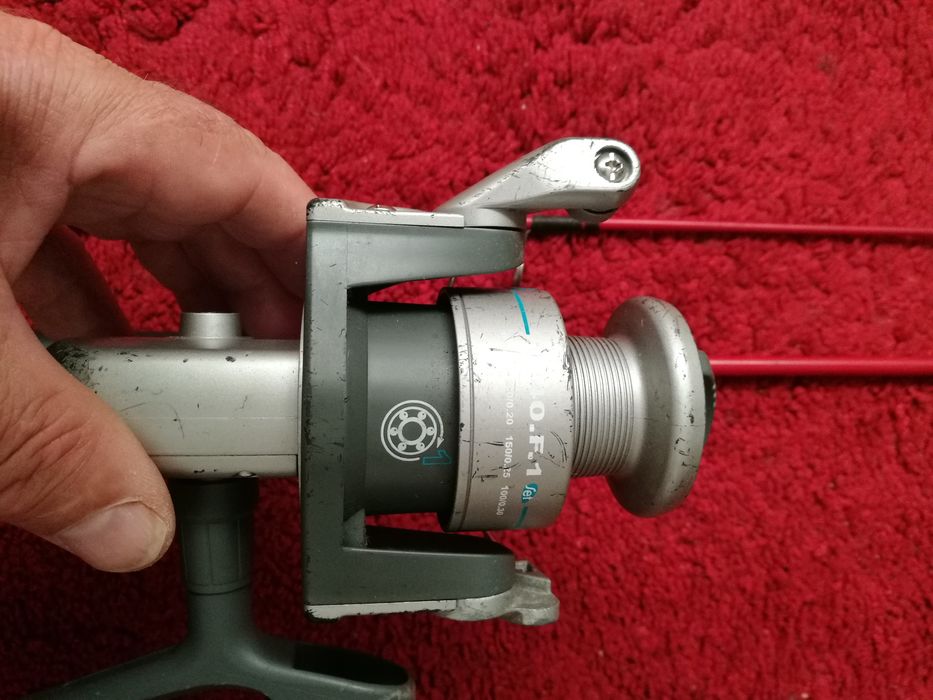 Cana de pésca + carreto