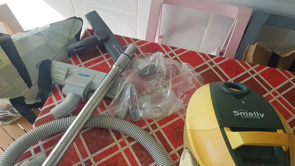 Aspirador Smally 1600W