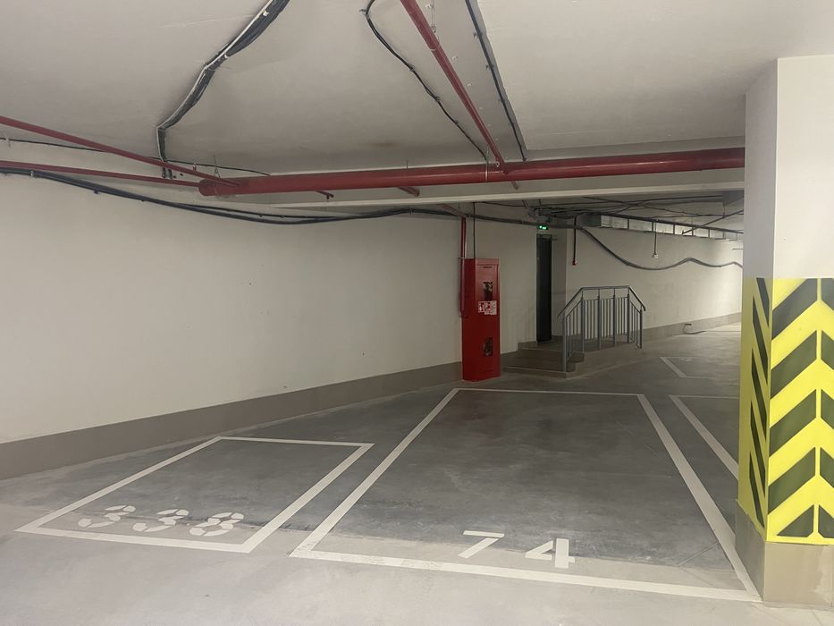 Паркинг 4 сезона будова