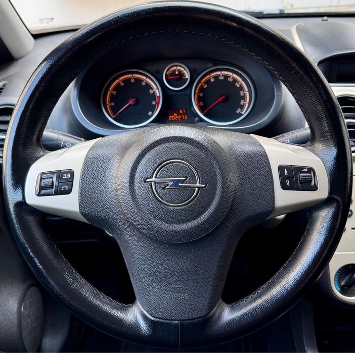 Opel Corsa 1.2 c/ AC