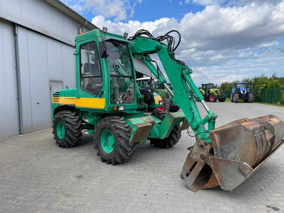 Mecalac 12 MTX 2013 rok zestaw osprzętu